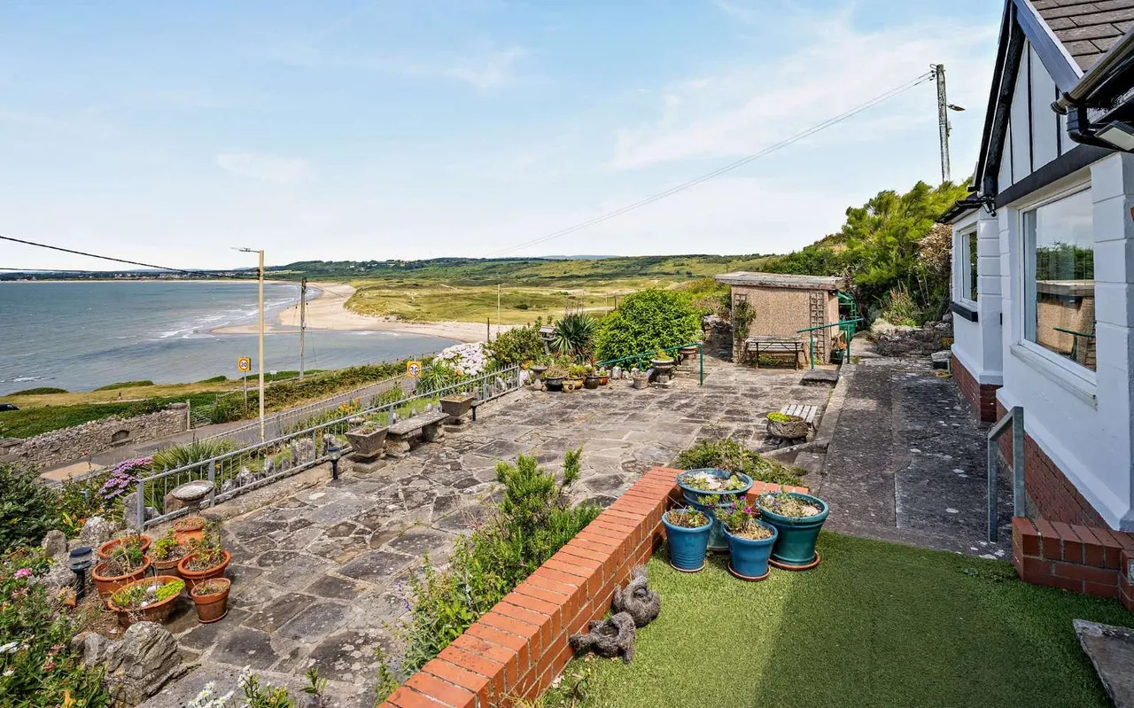 Main Road, Ogmore-by-Sea, Bridgend, Vale of Glamorgan, CF32 0PD, photo 8