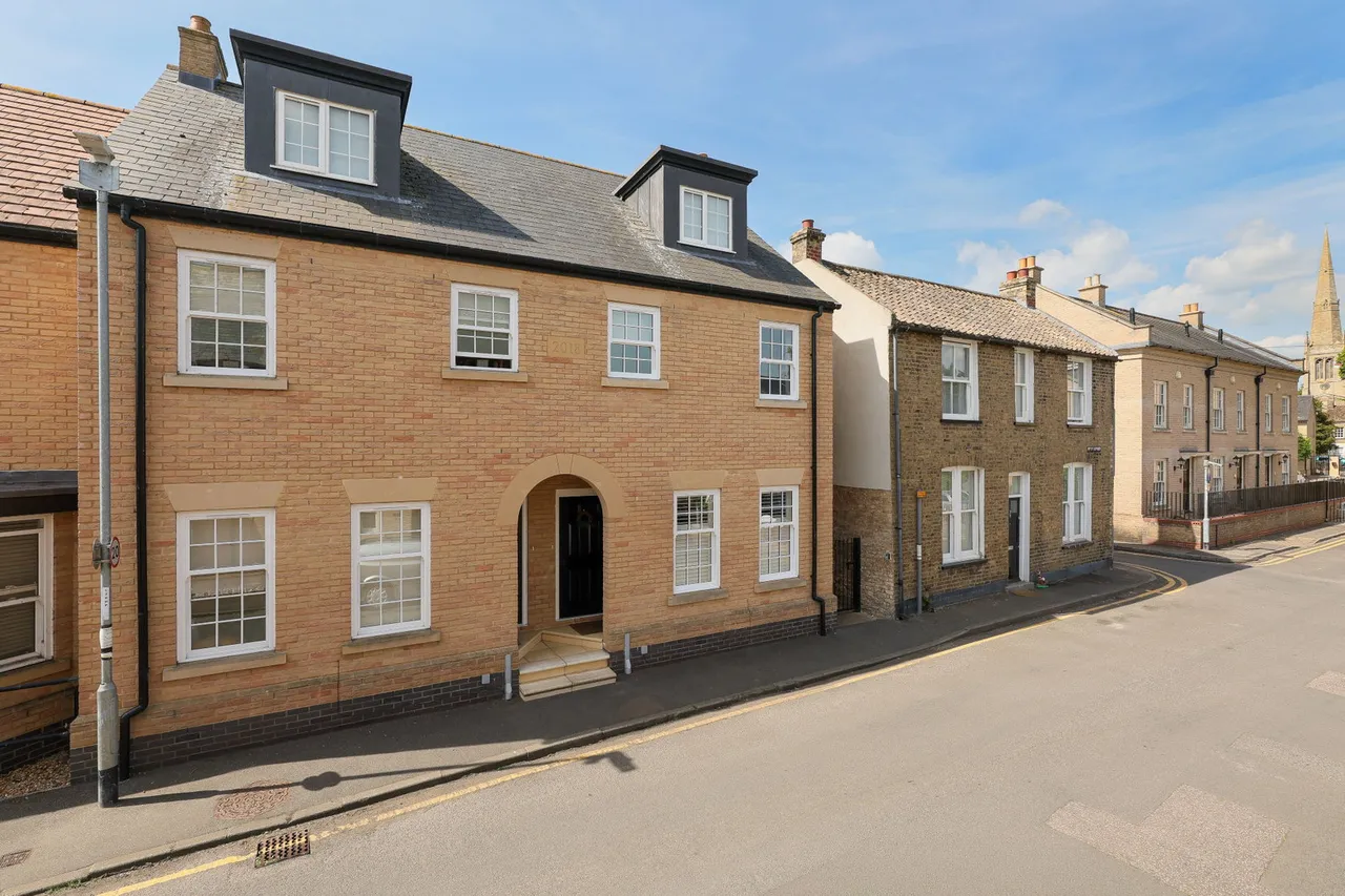 3 bed house for sale, West Street, St. Ives, PE27