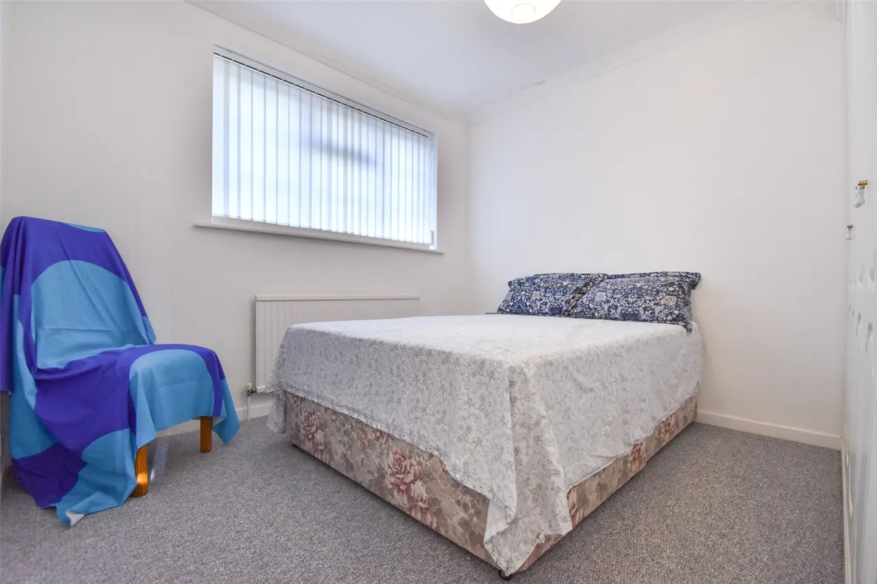 Penfold Croft, Farnham, Surrey, GU9 9JD, photo 10