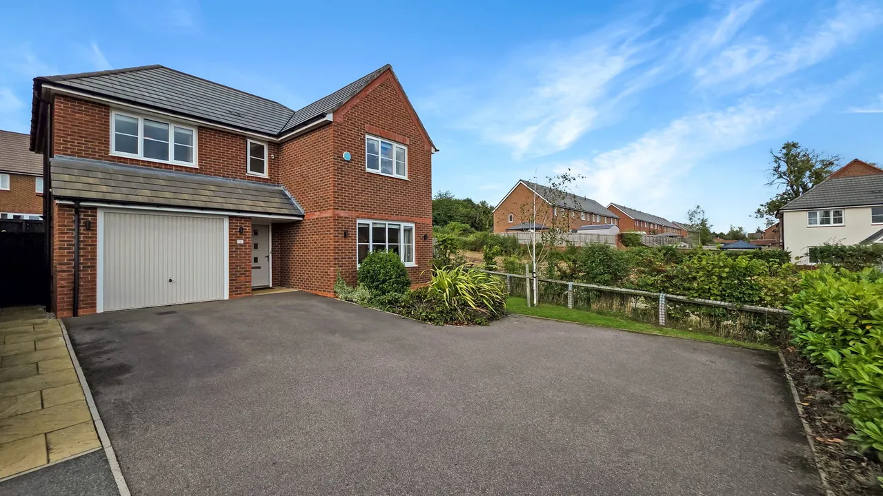 Garrett Meadow, Tyldesley, M29, photo 28