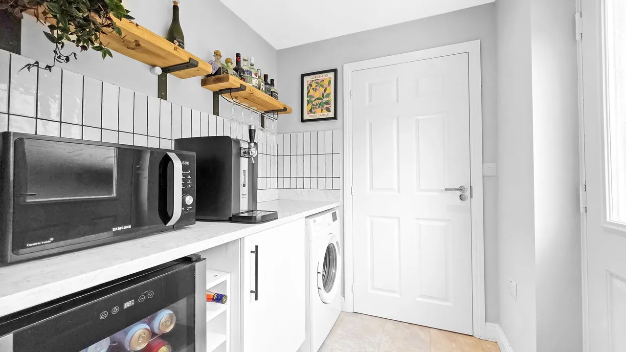 Garrett Meadow, Tyldesley, M29, photo 8