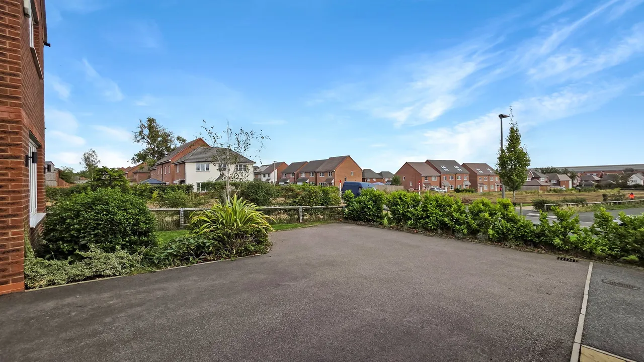 Garrett Meadow, Tyldesley, M29, photo 27