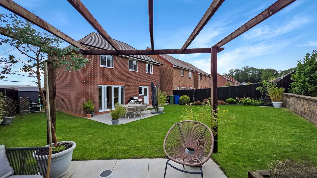 Garrett Meadow, Tyldesley, M29, photo 23