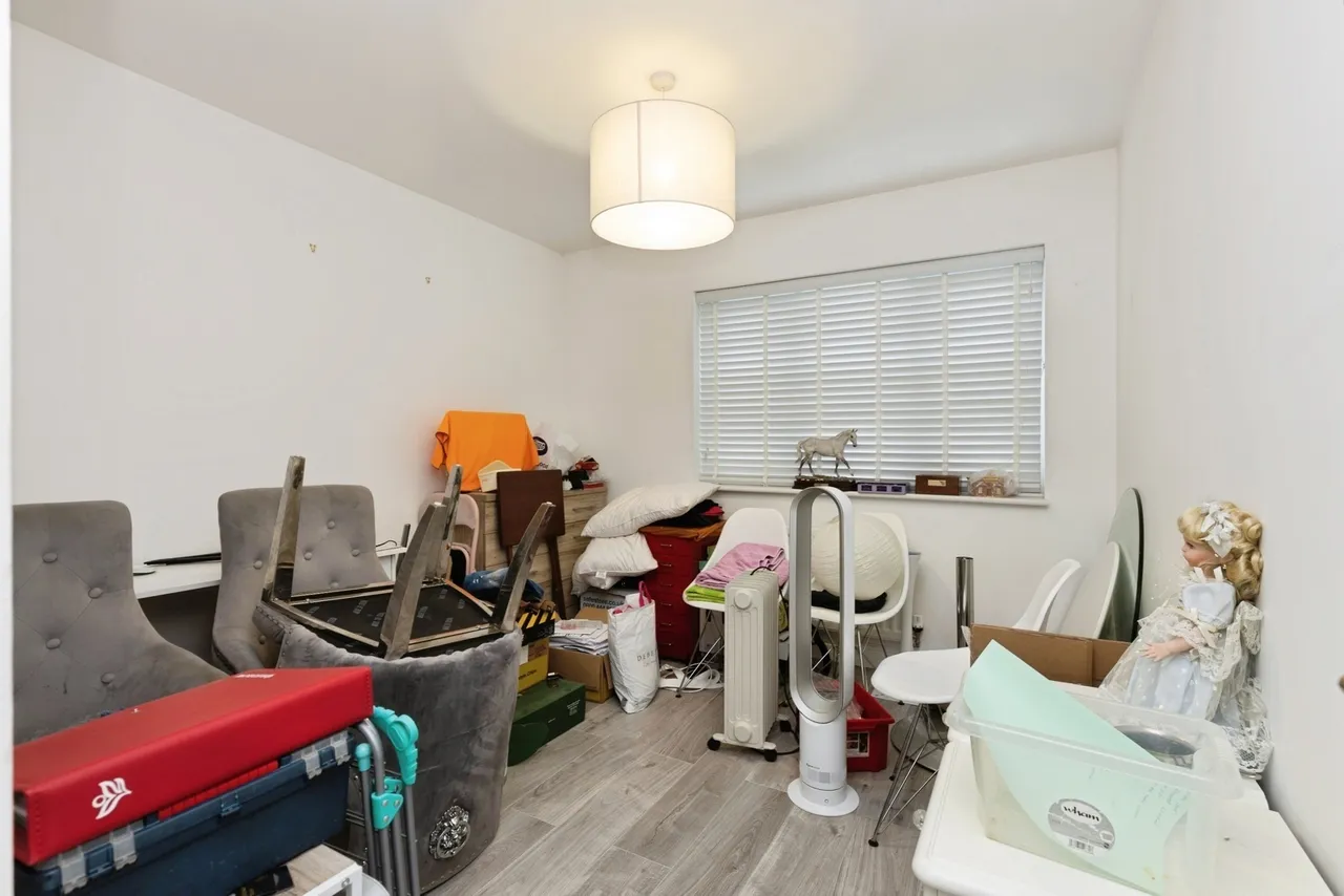Purton Close, Hardwicke, Gloucester, Gloucestershire, GL2, photo 10