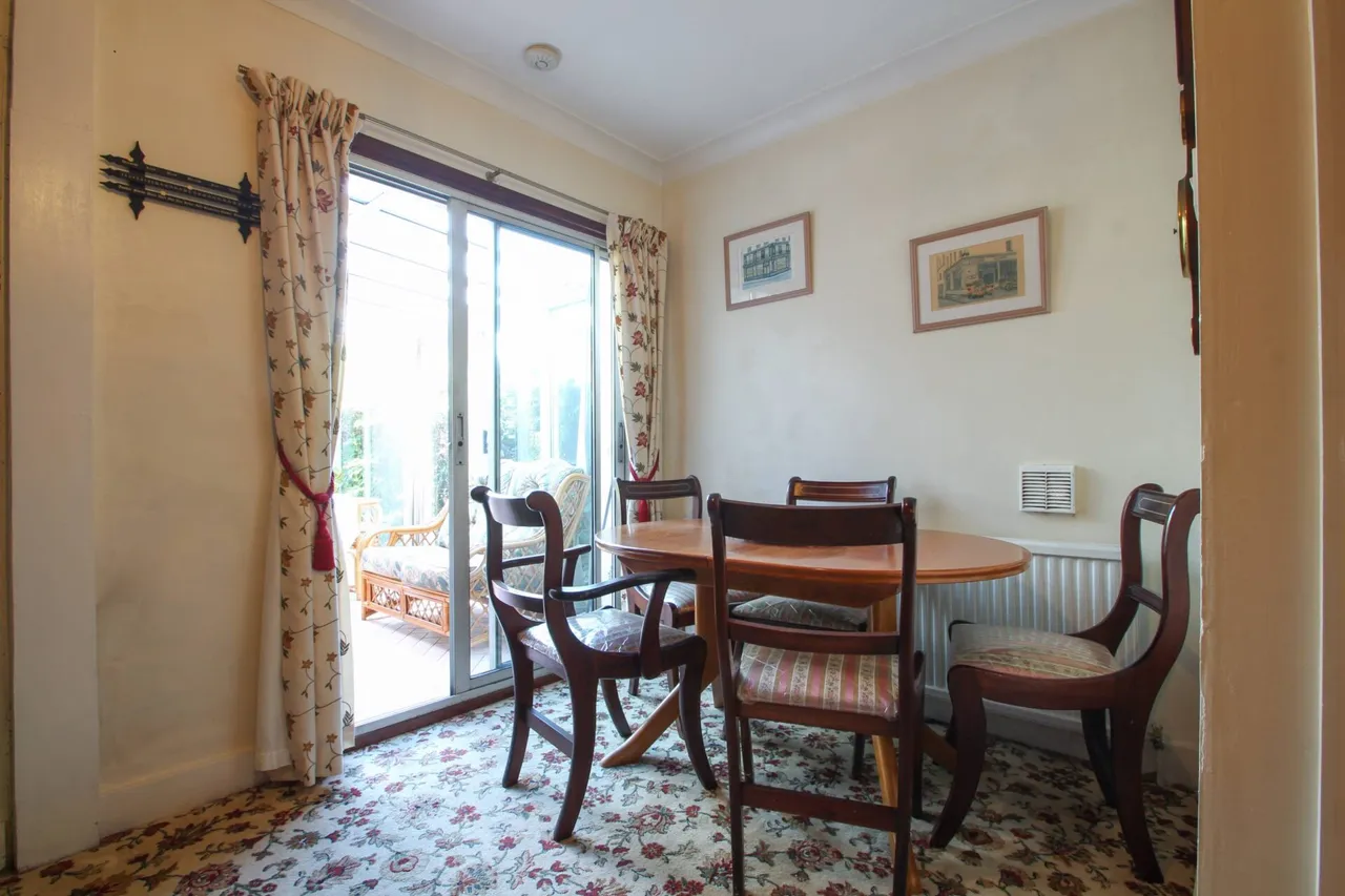 Sidmouth Road, Welling, photo 4