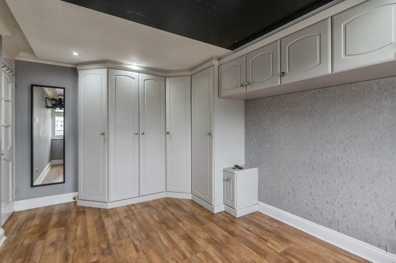 Trent, East Tilbury, RM18, photo 13