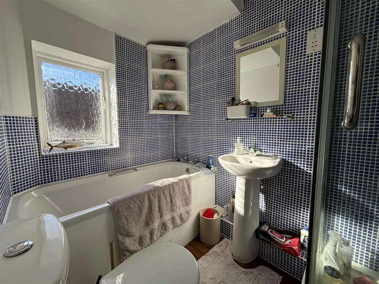 Highstreet, Leatherhead, KT22, photo 5