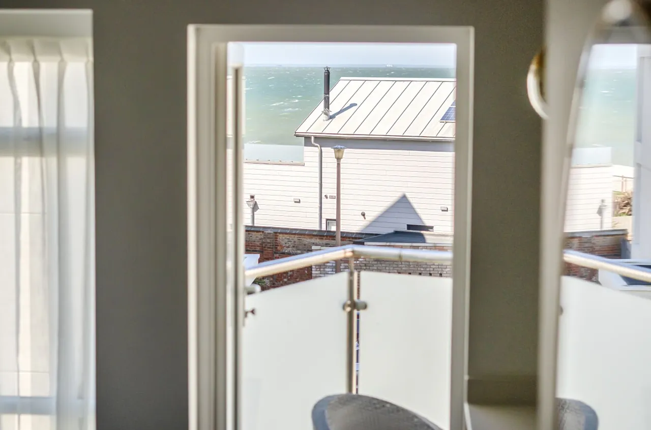 Shore Road, East Wittering, PO20, photo 7