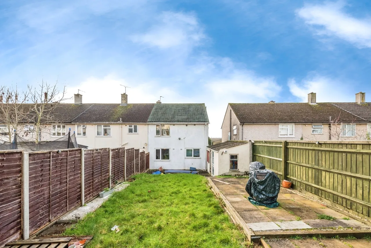 Elborough Road, Swindon, Wiltshire, SN2, photo 11