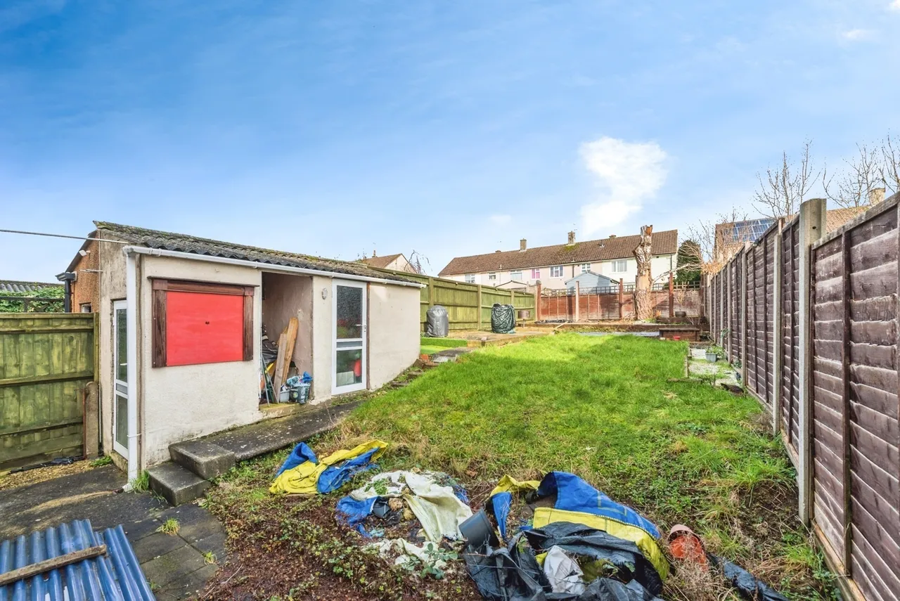 Elborough Road, Swindon, Wiltshire, SN2, photo 9