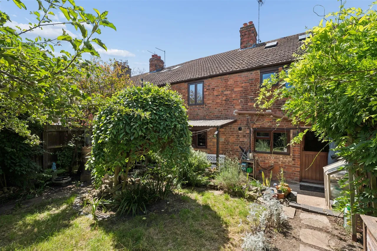East Street, Olney, photo 10