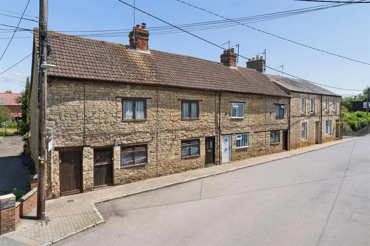 East Street, Olney, photo 6