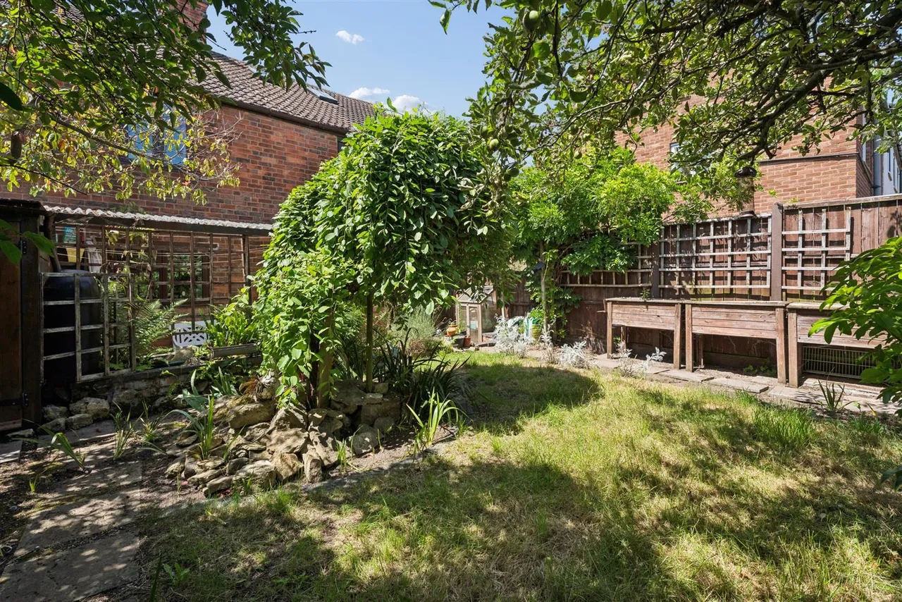 East Street, Olney, photo 8