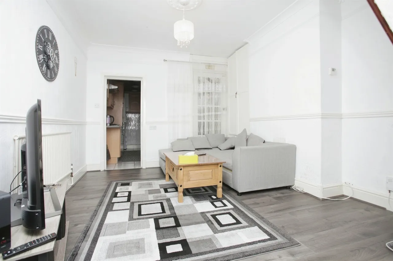 2 bed house for sale — King Street, Enderby, Leicester