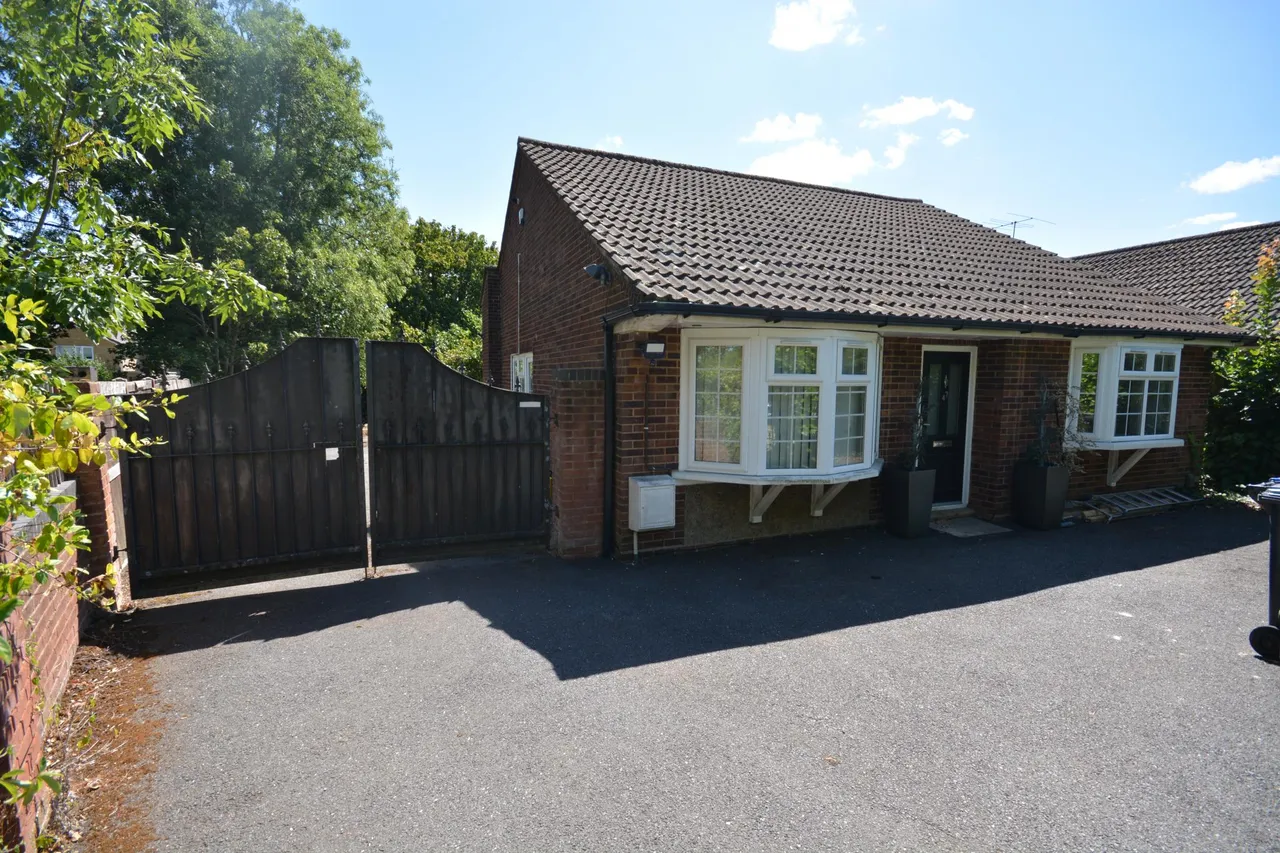 Briars Lane, Hatfield, AL10, photo 21