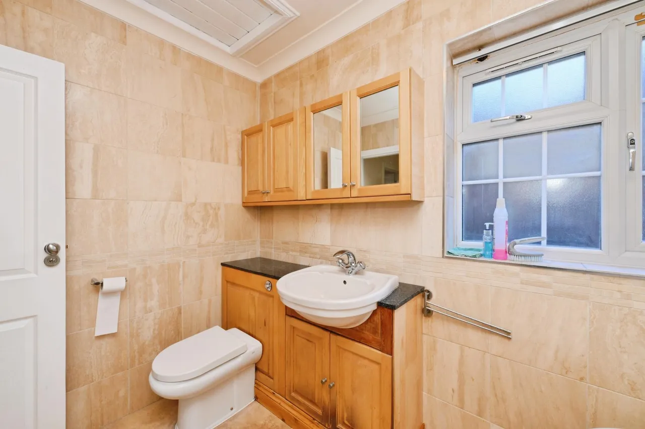 Briars Lane, Hatfield, AL10, photo 14