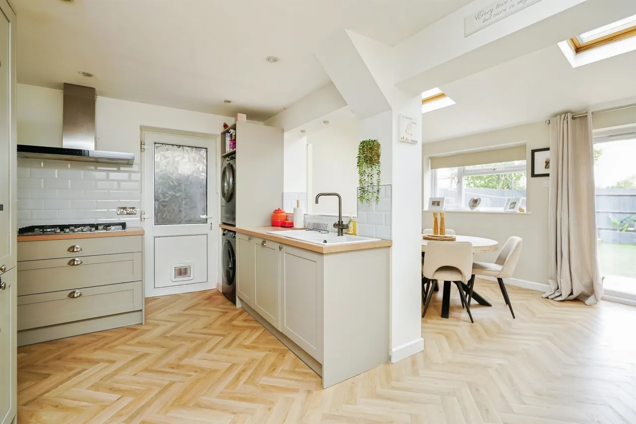 Avon Crescent, Bicester, OX26, photo 7
