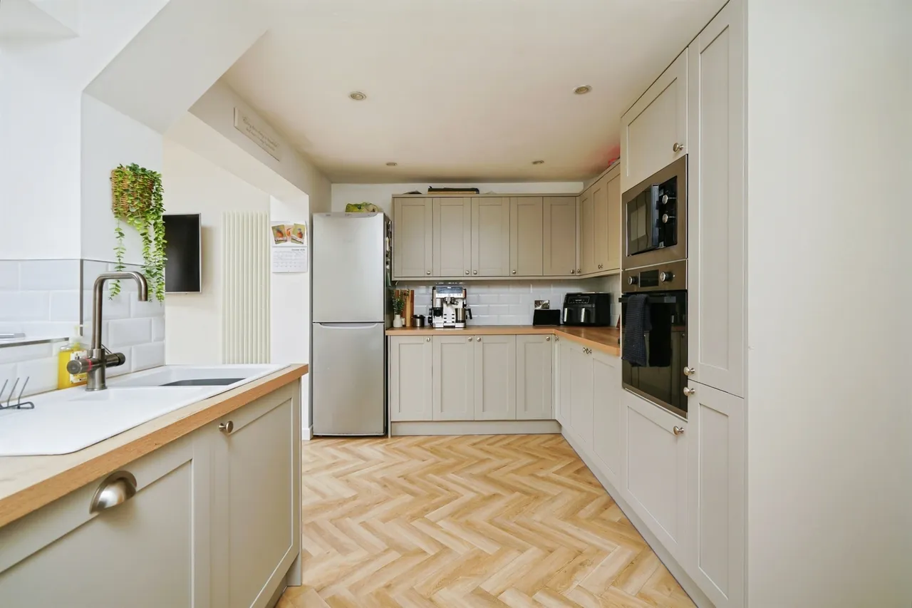 Avon Crescent, Bicester, OX26, photo 8
