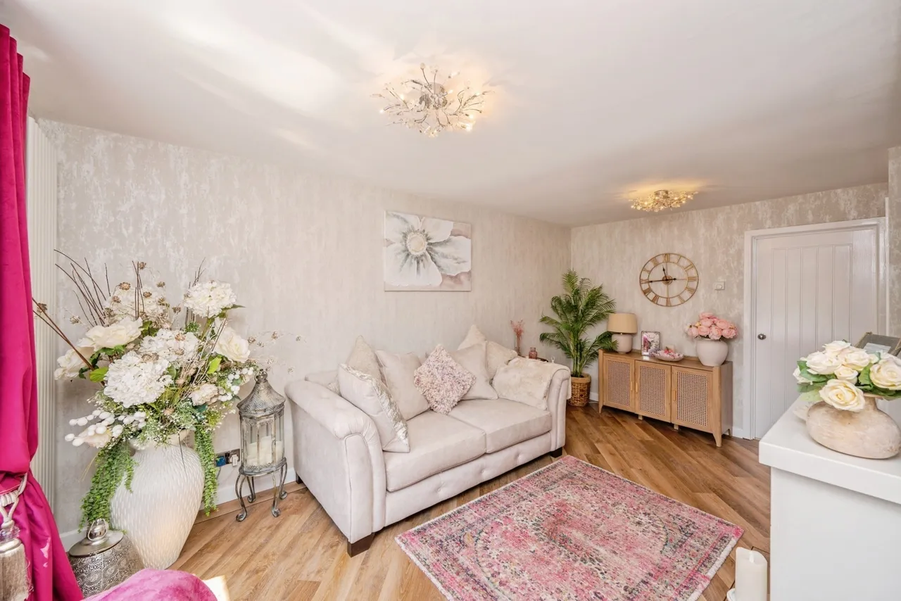 Lamprey, Dosthill, Tamworth, Staffordshire, B77, photo 7