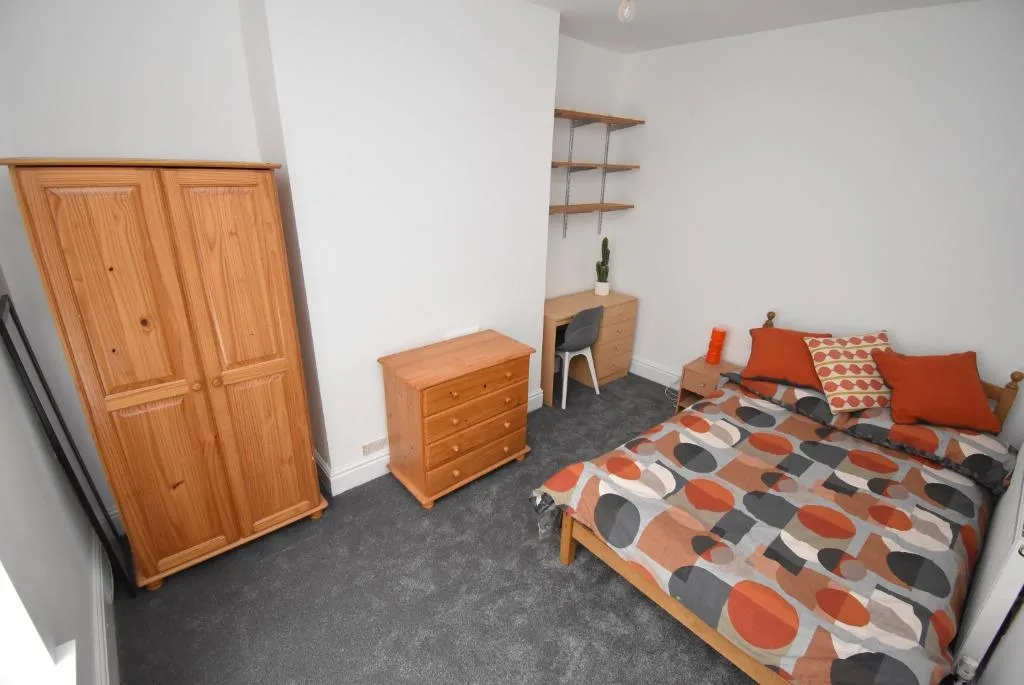 Davenport Avenue, Withington, M20, photo 9