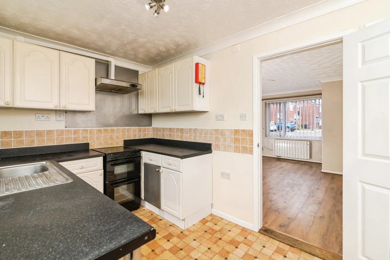 Clark Road, Ditchingham, Bungay, Norfolk, NR35, photo 3