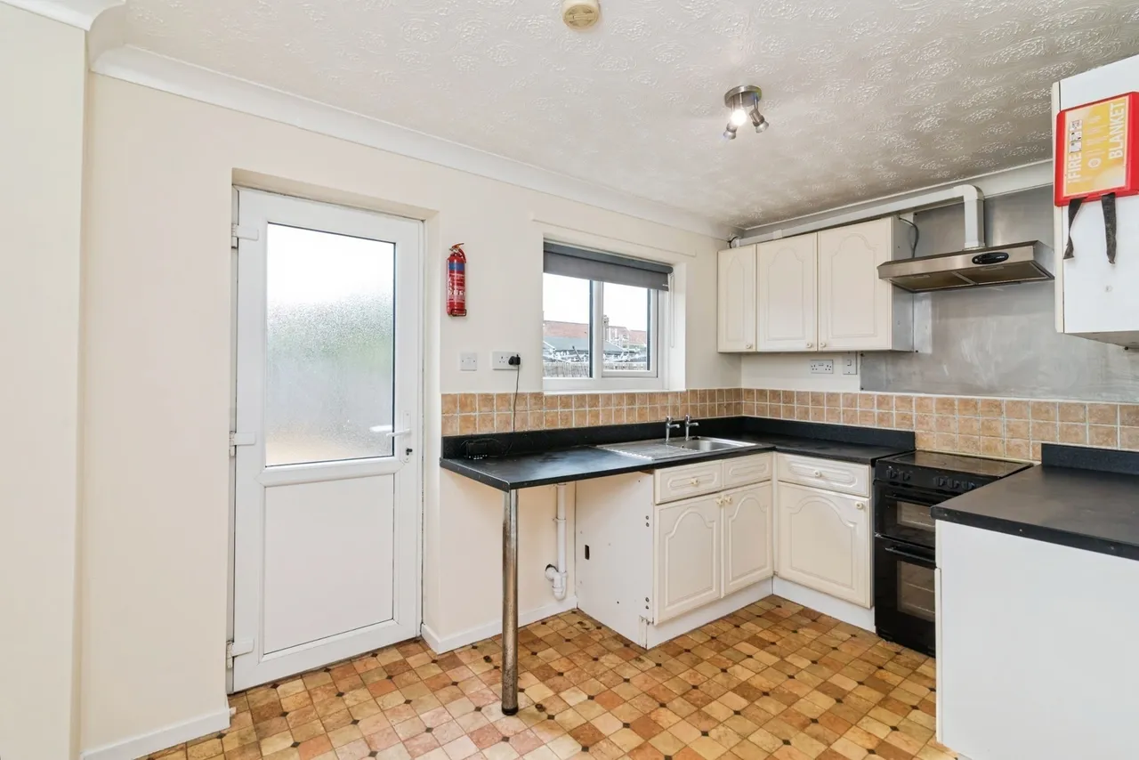 Clark Road, Ditchingham, Bungay, Norfolk, NR35, photo 5