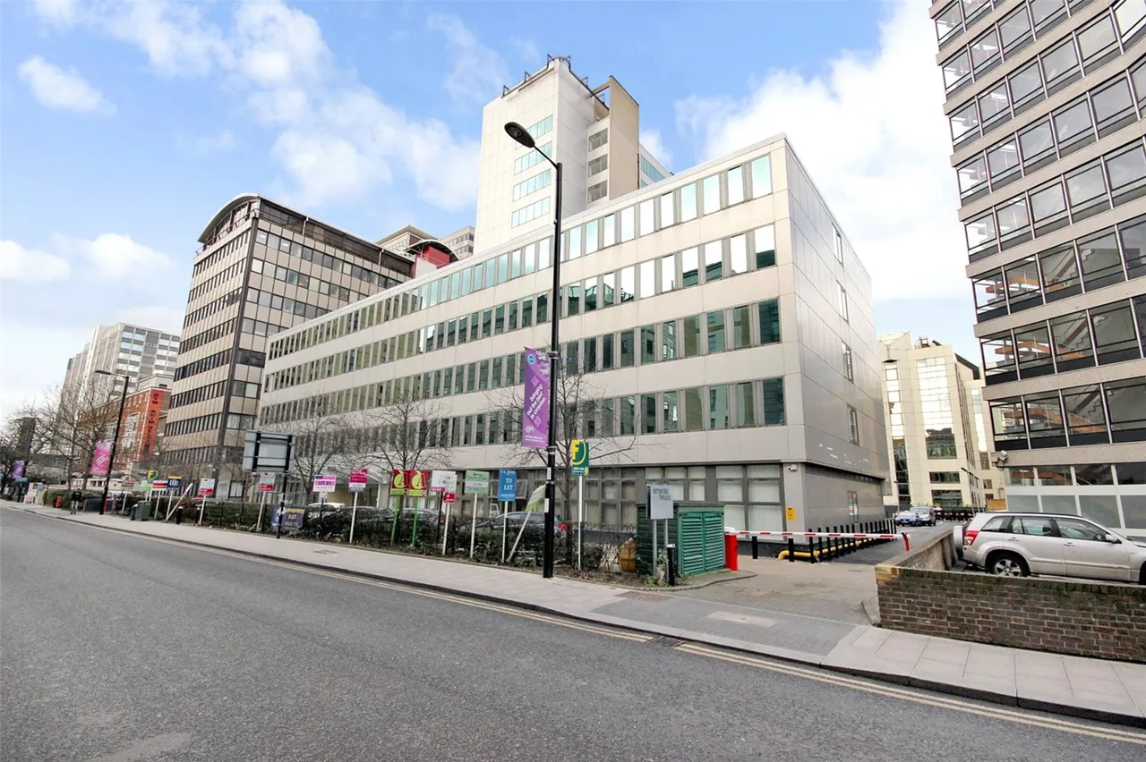 1 bed flat for sale, Surrey, CR0