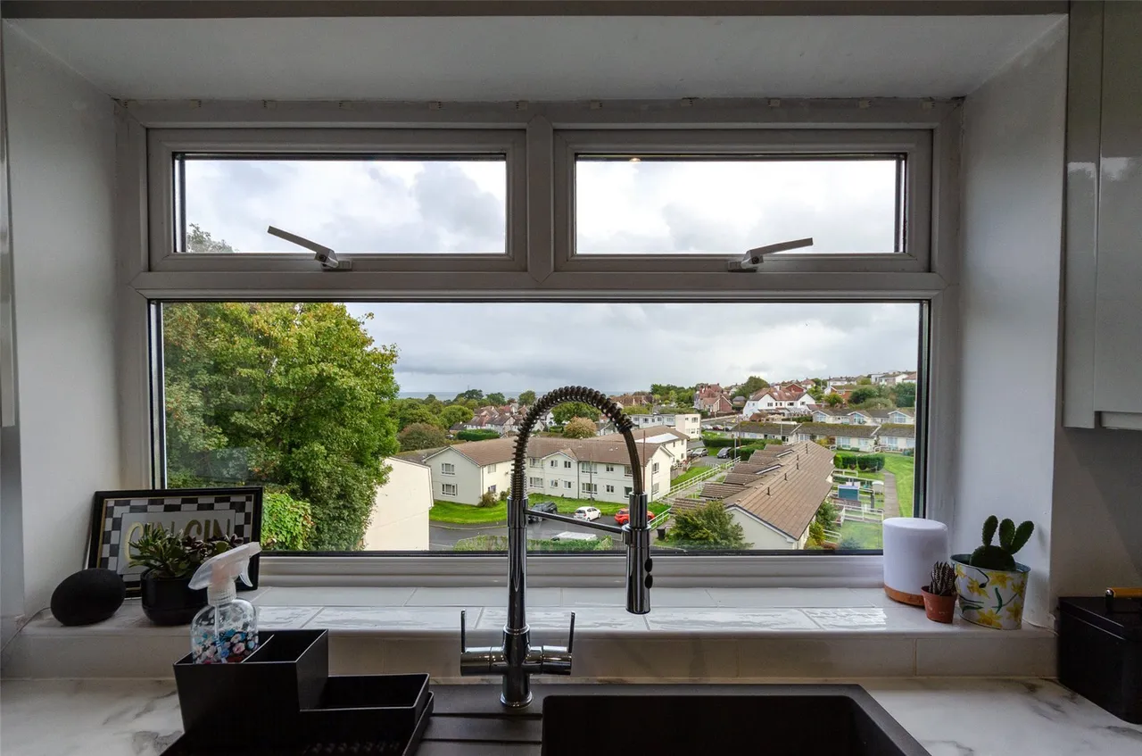 Groes Road, Colwyn Bay, LL29, photo 6