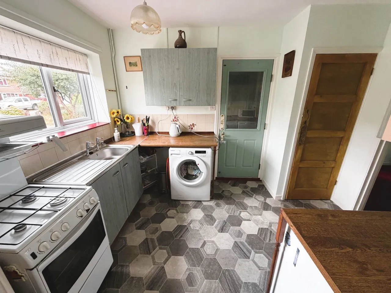 Vicarage Road, Felixstowe, Suffolk, IP11 2LR, photo 8