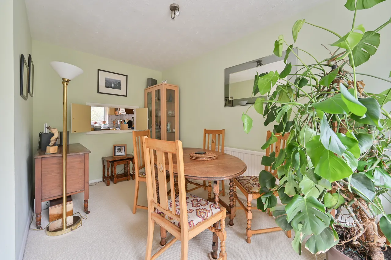 4 Knoll Green, Paston Road, Hemel Hempstead, photo 6