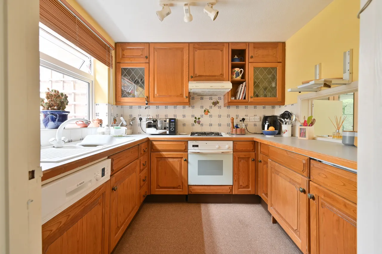 4 Knoll Green, Paston Road, Hemel Hempstead, photo 8