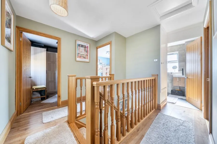 Ralegh Crescent, Witney, OX28, photo 10