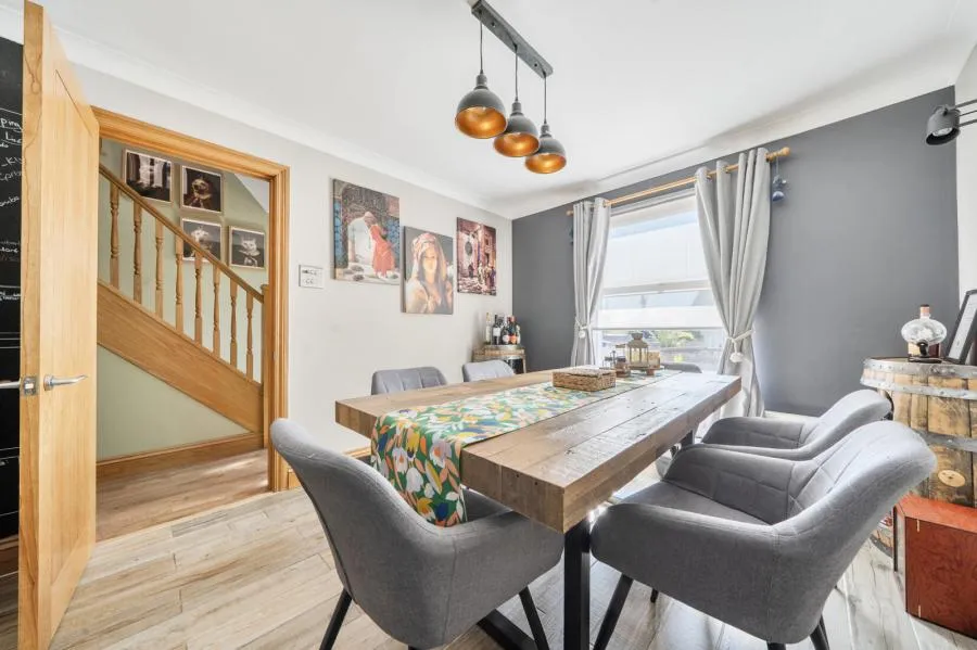 Ralegh Crescent, Witney, OX28, photo 4