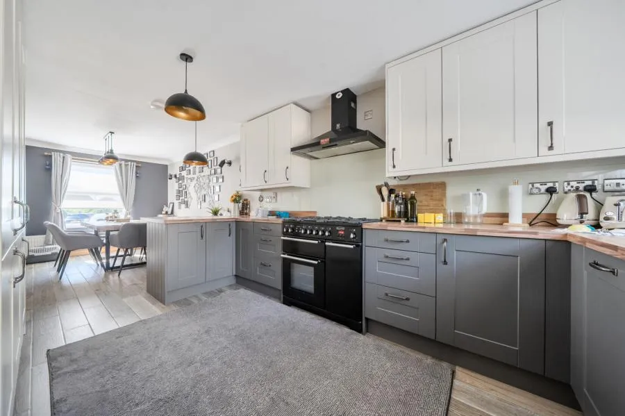 Ralegh Crescent, Witney, OX28, photo 8