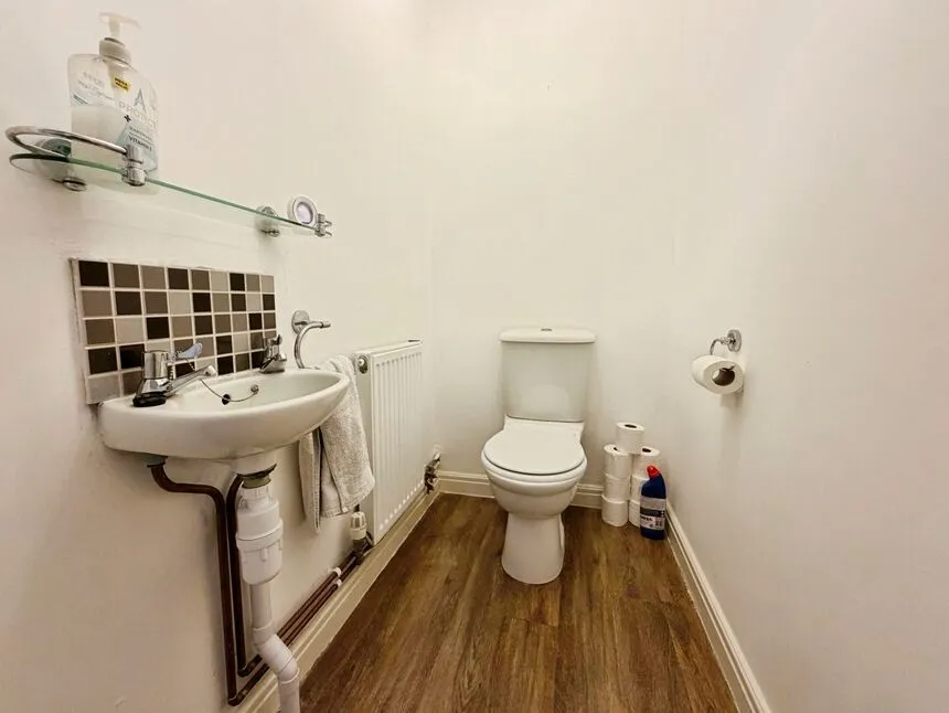 Palmer Square, Birstall, Leicestershire, LE4, photo 12