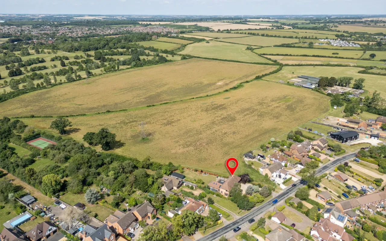 Ravensden Road, Renhold, Bedford, photo 38