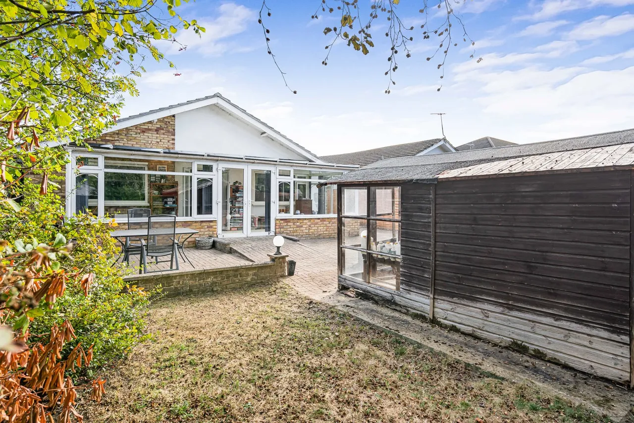 Honeypots Road, Woking, GU22, photo 27