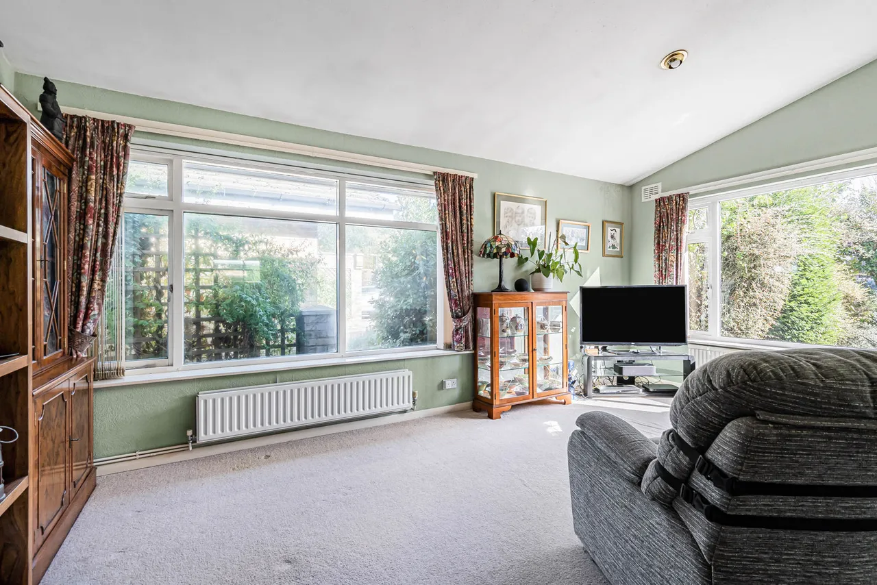 Honeypots Road, Woking, GU22, photo 6