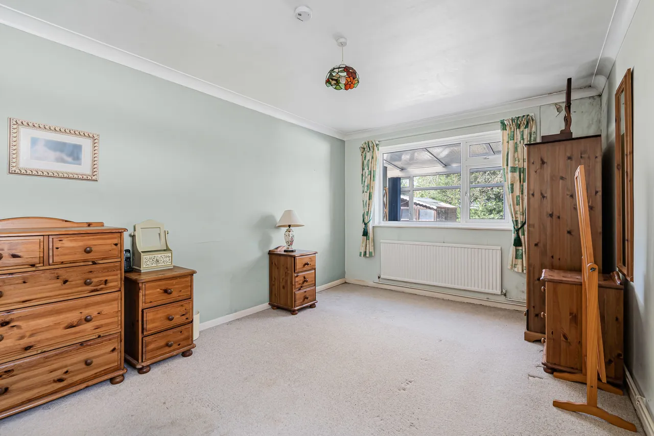 Honeypots Road, Woking, GU22, photo 23