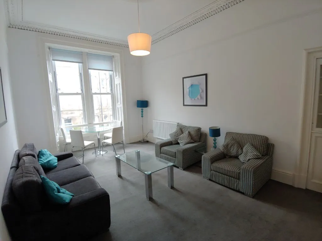 3 bed flat to rent, Dalkeith Road, Edinburgh, EH16