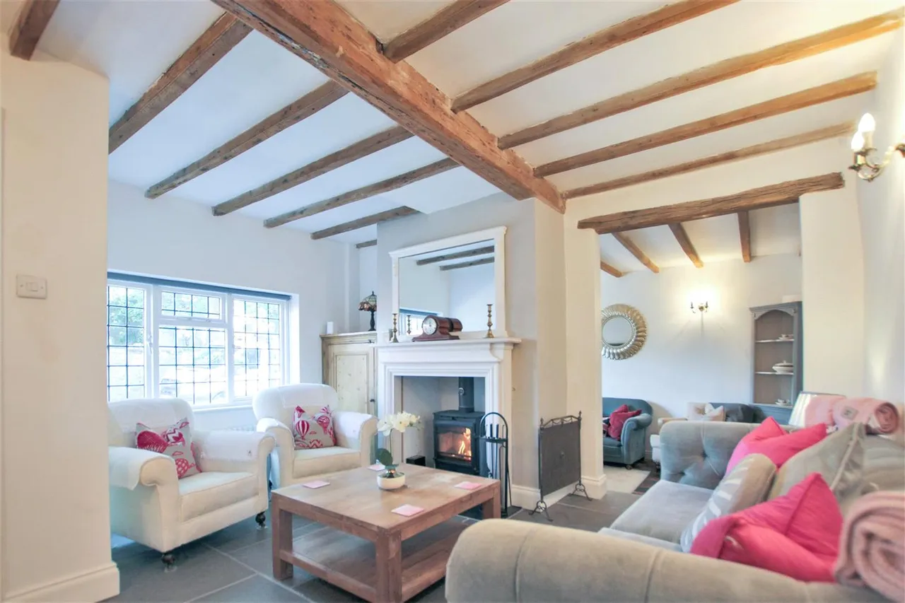 2 bed house for sale — Church View,, Brompton,, Northallerton,, North Yorkshire, DL6 2RD