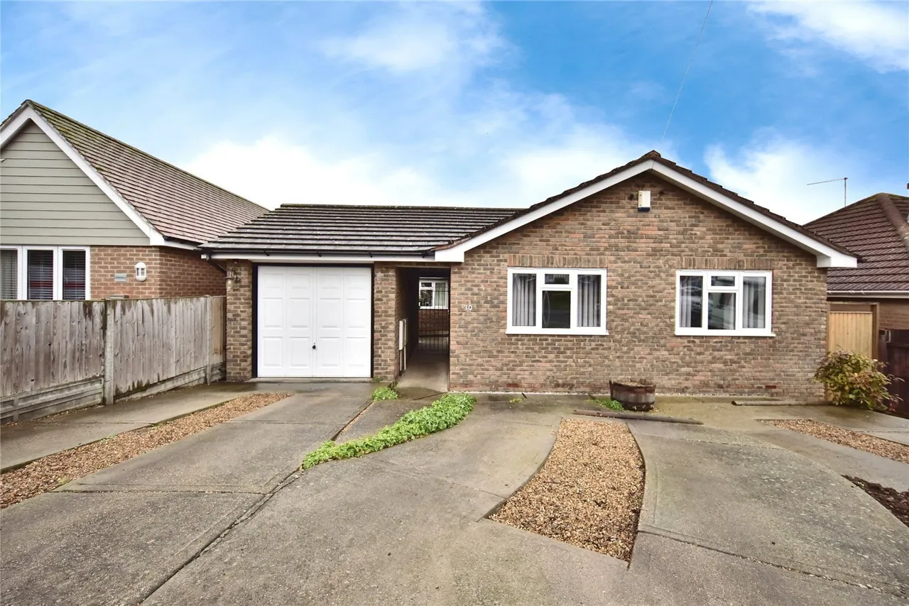 Seaside Avenue, Minster on Sea, ME12, photo 18