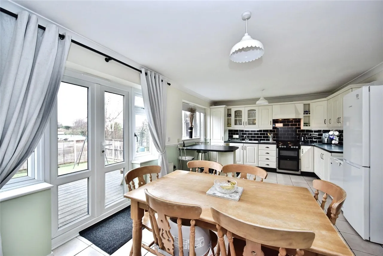 Seaside Avenue, Minster on Sea, ME12, photo 7