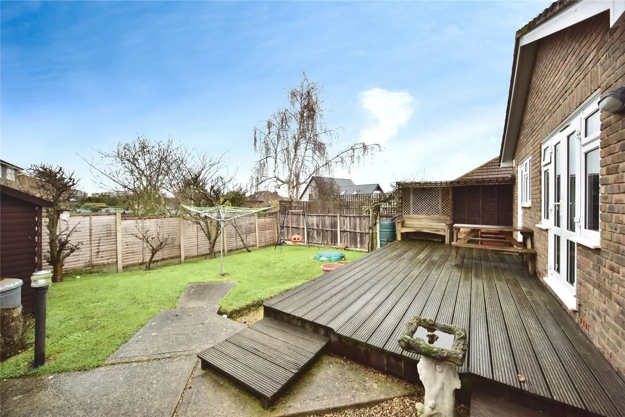 Seaside Avenue, Minster on Sea, ME12, photo 16