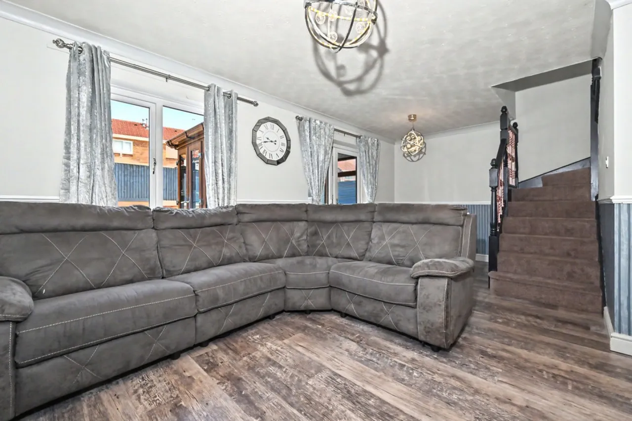 Deanscroft Way, Longton, Stoke-on-Trent, photo 3