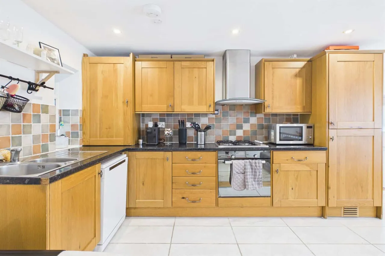 Medwin Street, London, SW4 7RS, photo 5