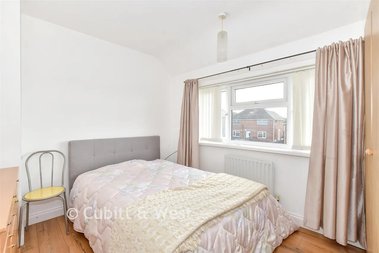 Wymering Lane, Portsmouth, PO6, photo 6