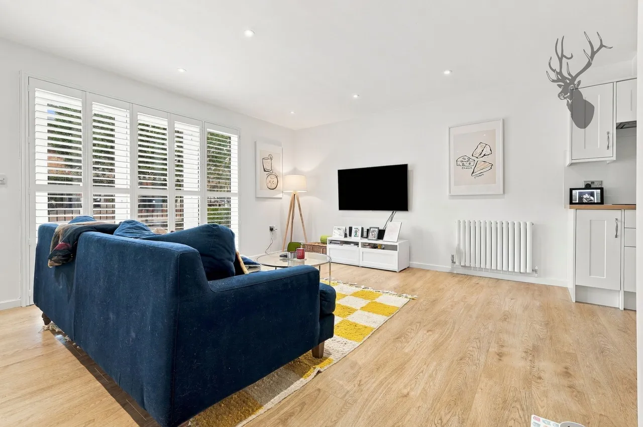 Epping New Road, Buckhurst Hill, IG9, photo 3