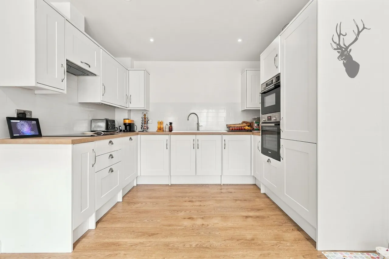 Epping New Road, Buckhurst Hill, IG9, photo 4