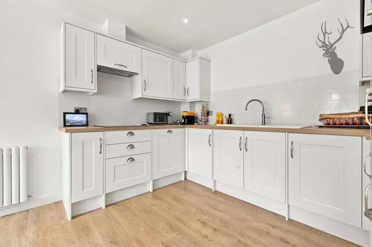 Epping New Road, Buckhurst Hill, IG9, photo 6